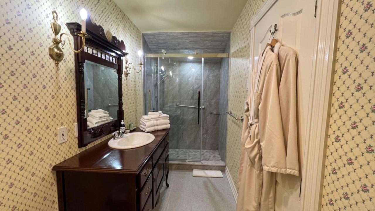 Bedham Hall Bed & Breakfast